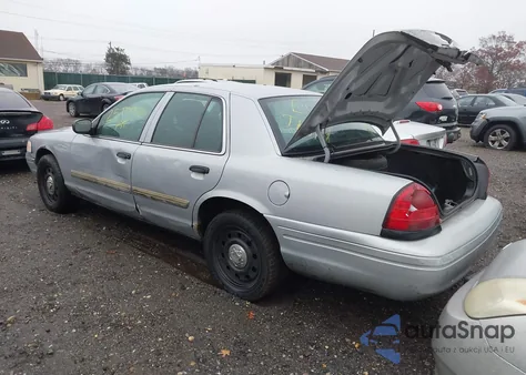 2011 Ford Crown Victoria Police Interceptor z USA, uszkodzony, nr VIN 2FABP7BV0BX183027